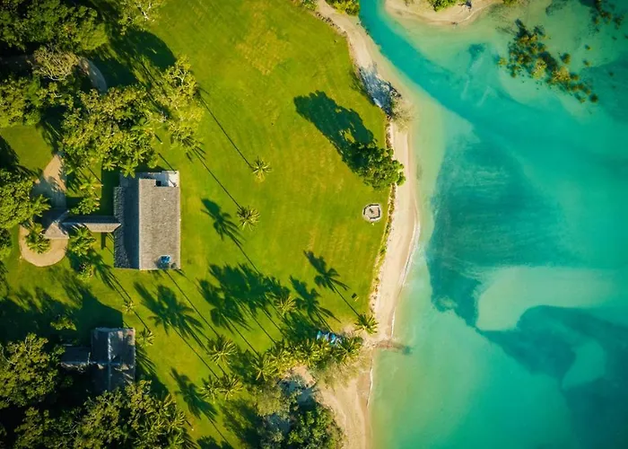 Paradise Cove Villa (Adults Only)